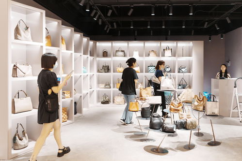 韓國apm luxe項(xiàng)目試業(yè) 廣州又多了一個(gè)寶藏級服裝批發(fā)好去處